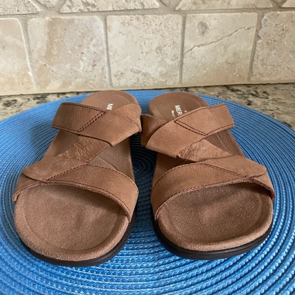 NWOT Merrell Slip-On Carob Tan Camel Leather Suede NEVER worn Sandals 6 - Picture 11 of 16
